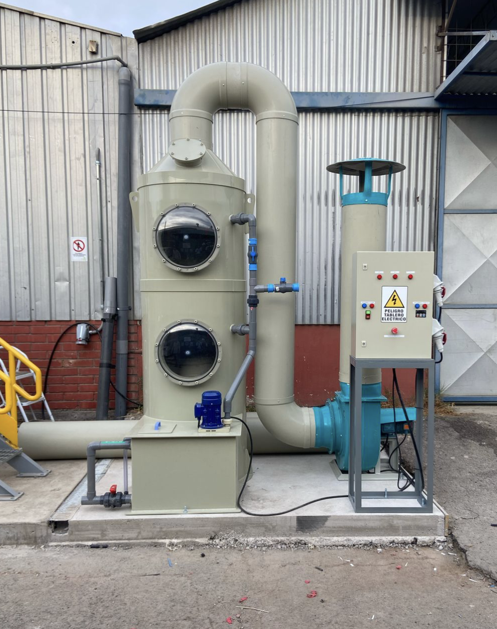 Scrubber de polipropileno instalado por High Solutions